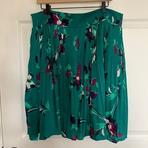 Emerald flowered skirt